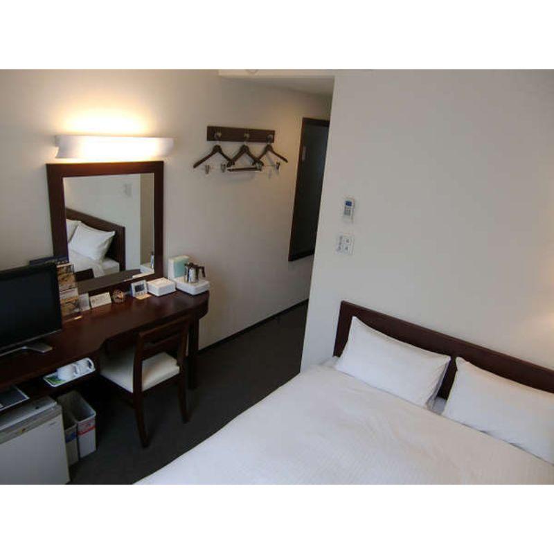 Hotel Hillarys Osaka Bagian luar foto